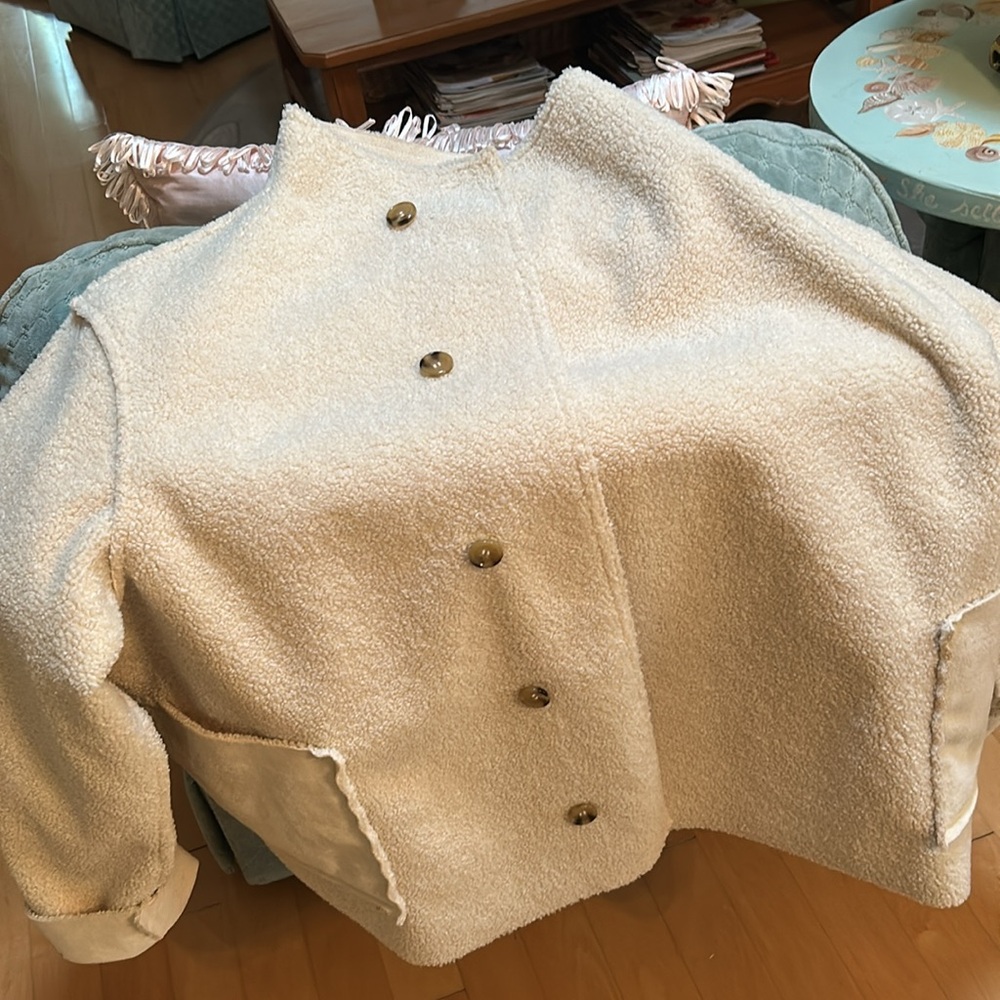 Marla wynne reversible 2X jacket in cream